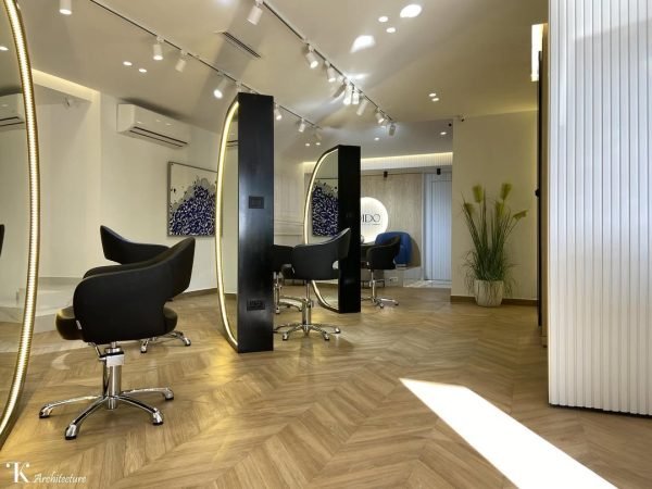 A travers les miroirs #fkarchitecture #architecture #conception #salon #coiffure #esthétique #beauté #reflexión #matériaux #noble #minimalisme #openspace #éclairage